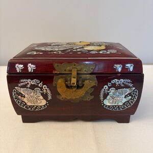 1981 Vintage Japanese Korean Red Lacquer Mother of Pearl Inlaid Jewelry Box